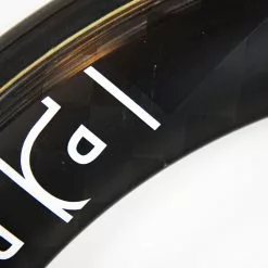 PRO TeXtreme 3-Spoke Tubular Front Wheel - Rim Brake 20 PRO TeXtreme 3-Spoke Tubular Front Wheel - Rim Brake -Bremser & dele Salg 8T1A0097