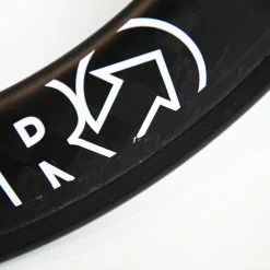 PRO TeXtreme 3-Spoke Tubular Front Wheel - Rim Brake 24 PRO TeXtreme 3-Spoke Tubular Front Wheel - Rim Brake -Bremser & dele Salg 8T1A0103