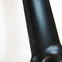 PRO TeXtreme 3-Spoke Tubular Front Wheel - Rim Brake 27 PRO TeXtreme 3-Spoke Tubular Front Wheel - Rim Brake -Bremser & dele Salg 8T1A0108