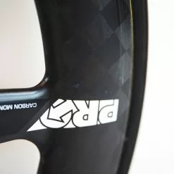 PRO TeXtreme 3-Spoke Tubular Front Wheel - Rim Brake 18 PRO TeXtreme 3-Spoke Tubular Front Wheel - Rim Brake -Bremser & dele Salg 8T1A0165