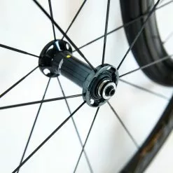 Shimano Dura-Ace C40 R9100 Tubular Wheelset - Rim Brake 20 Shimano Dura-Ace C40 R9100 Tubular Wheelset - Rim Brake -Bremser & dele Salg 8T1A0374