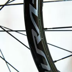 Shimano Dura-Ace C40 R9170 TL Clincher Wheelset - Disc Brake 27 Shimano Dura-Ace C40 R9170 TL Clincher Wheelset - Disc Brake -Bremser & dele Salg 8T1A0620