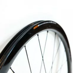 Shimano Dura-Ace C40 R9170 TL Clincher Wheelset - Disc Brake 30 Shimano Dura-Ace C40 R9170 TL Clincher Wheelset - Disc Brake -Bremser & dele Salg 8T1A0623