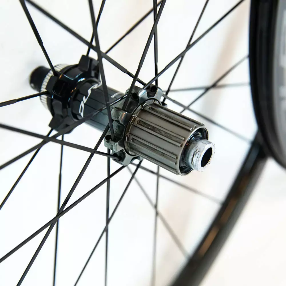 Shimano Dura-Ace C40 R9170 TL Clincher Wheelset - Disc Brake 3 Shimano Dura-Ace C40 R9170 TL Clincher Wheelset - Disc Brake - Billede 3