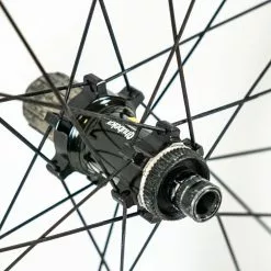 HUNT 55 Team Issue - Disc Rear Wheel - Tubular - Carbon #2 -Bremser & dele Salg DSC03470 0afb62cd 953d 45af ac5e 4fcd32741db7