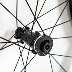 HUNT 50 Aero Disc Wheelset - Carbon - Clincher 13 HUNT 50 Aero Disc Wheelset - Carbon - Clincher -Bremser & dele Salg DSC03963 9eb9dcd5 e79f 48e5 8817 54d9cc469f39