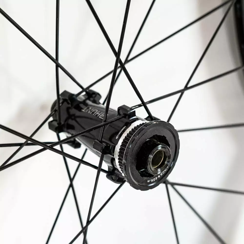 HUNT 50 Aero Disc Wheelset - Carbon - Clincher 7 HUNT 50 Aero Disc Wheelset - Carbon - Clincher - Billede 7