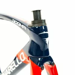 Pinarello F12 X-Light Road Frameset - Navarez - Team Ineos Grenadiers -Bremser & dele Salg DSC06394 93692a17 c4ad 402a a87d aef39c9831a4