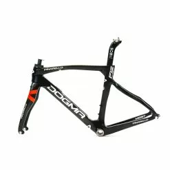 Pinarello Dogma F12 X-Light - Carapaz Giro - 50 - Road Frameset - Team Ineos Grenadiers -Bremser & dele Salg DSC06452 cccee4cc 84be 4d6b ae24 6d9c2ded4510