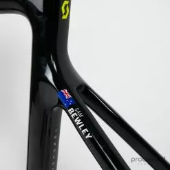 Scott Addict RC Pro Disc Frameset - XL/58 - S. Bewley - Mitchelton-Scott 22 Scott Addict RC Pro Disc Frameset - XL/58 - S. Bewley - Mitchelton-Scott -Bremser & dele Salg P1640170