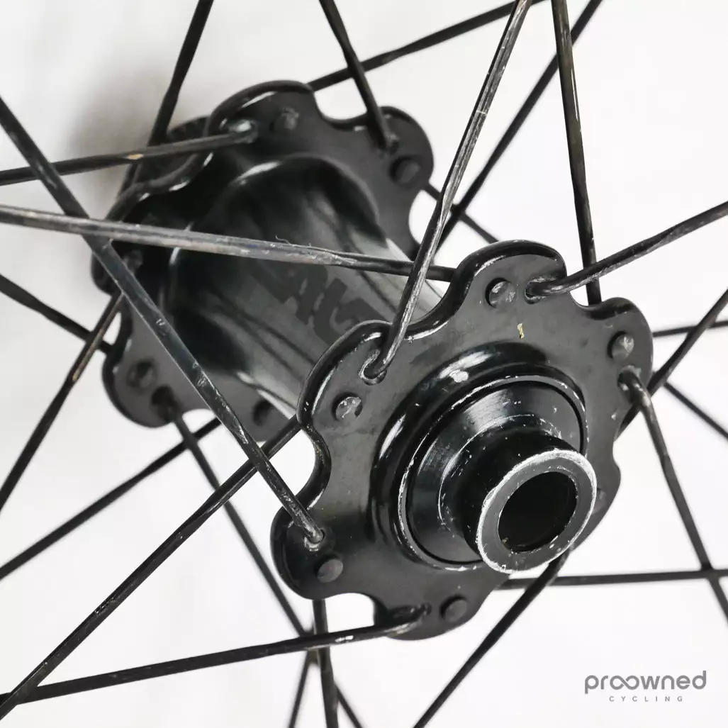 ENVE SES 5.6 Disc Tubular Carbon Front Wheel 14 ENVE SES 5.6 Disc Tubular Carbon Front Wheel - Billede 14